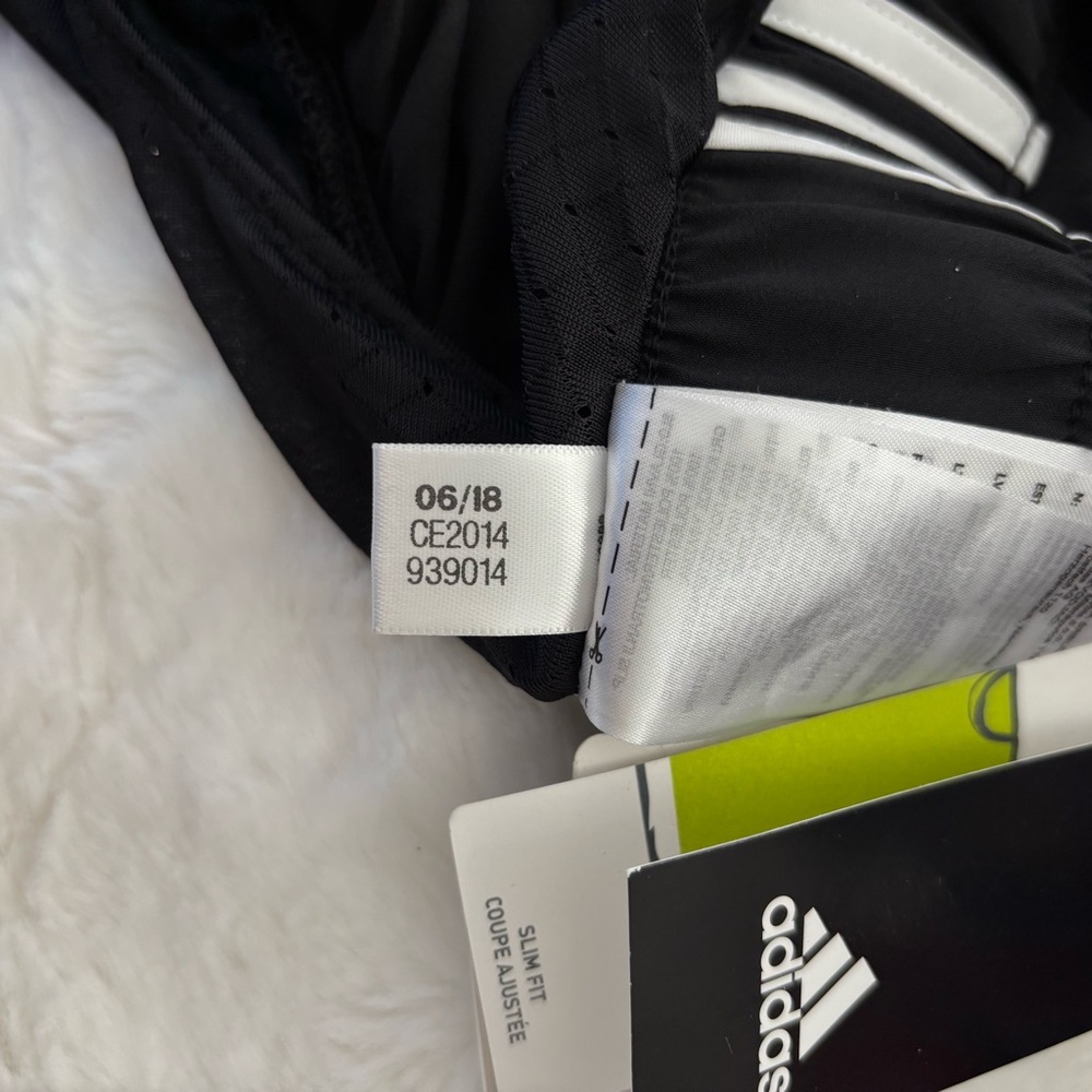 Adidas M10 Icon Woven Shorts 3” Inseam Size XS NEW Black White Running Active - Picture 11 of 15